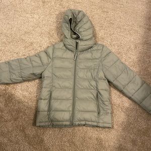 Abercrombie Lightweight Packable Puffer in Light Green